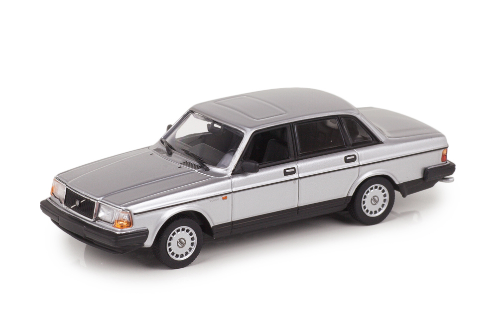 VOLVO 240 GL 1986 SILVER METALLIC