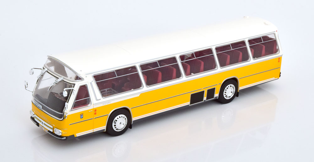 PEGASO 5023CL AUTOBUS MADRID AEROPUERTO 1973 YELLOW WHITE
