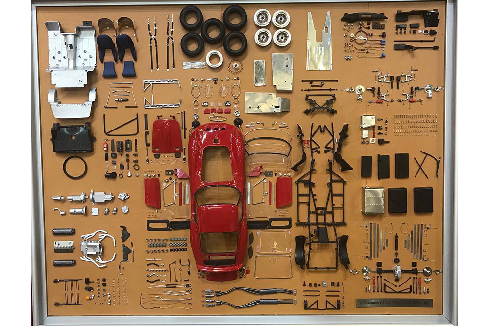ДИОРАМА МОДЕЛЬ АВТОМОБИЛЯ FERRARI 250 GTO PARTS DISPLAY BOARD 2018 LIMITED EDITION 200 PCS.