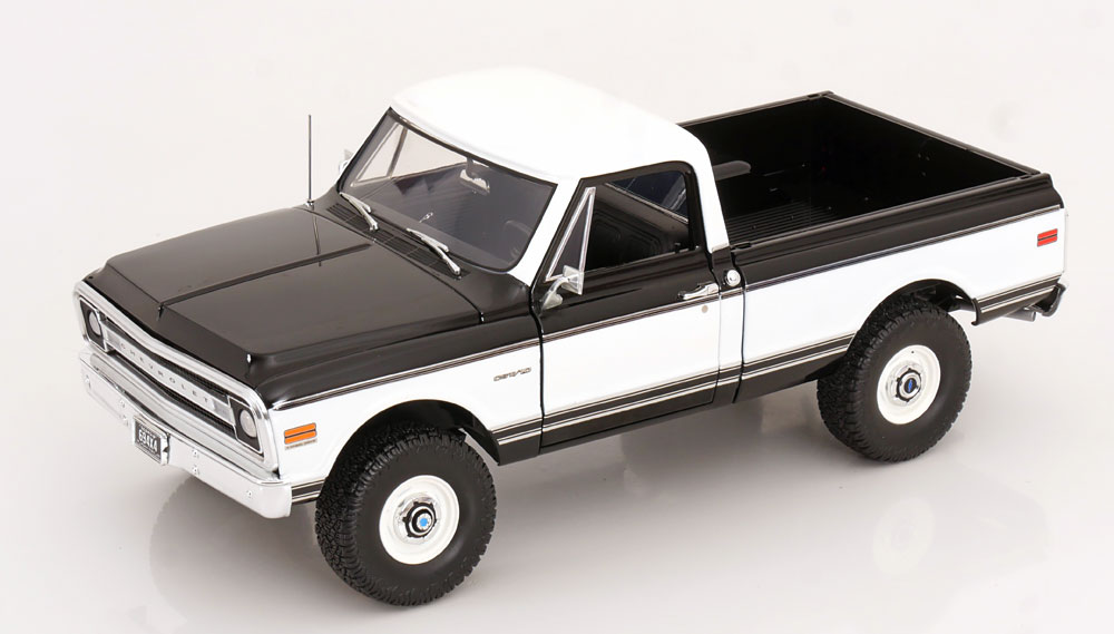CHEVROLET K10 4X4 1969 WHITE BLACK