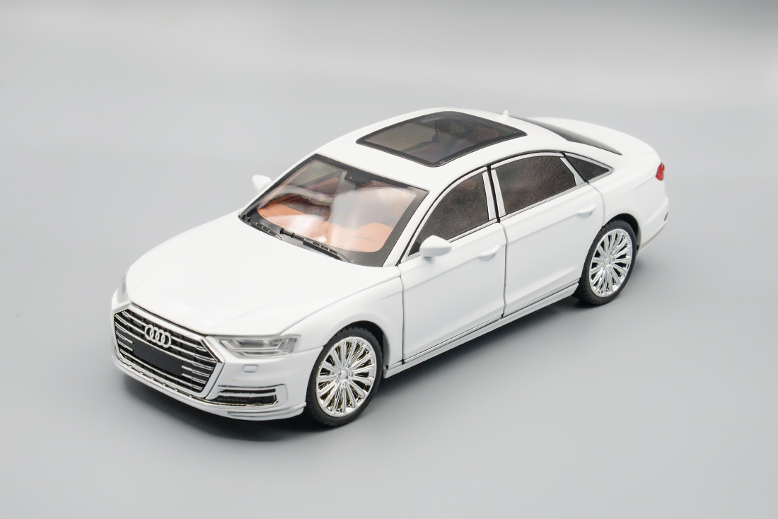 AUDI A8, БЕЛЫЙ (БЕЗ УПАКОВКИ)