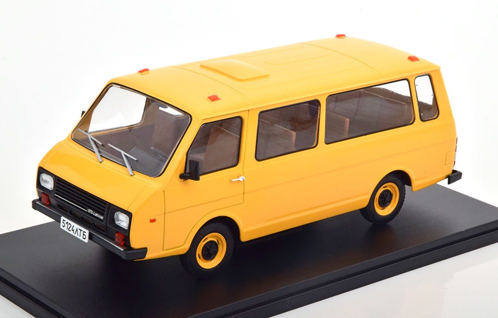 RAF 22038 MINIBUS 1976 DARK YELLOW