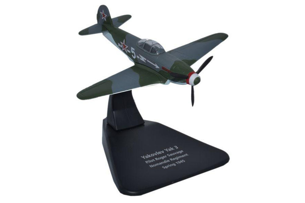 ЯКОВЛЕВ-3, PILOT ROGER SAUVAGE SQUADRILLE NORMANDY-NEMAN (16 VICTORY) 1945