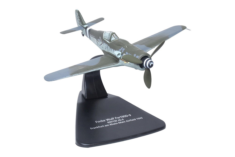 FOCKE WULF FW-190D-9  JG-4 FRANKFURT AM RHEIN-MAIN ГЕРМАНИЯ 1945