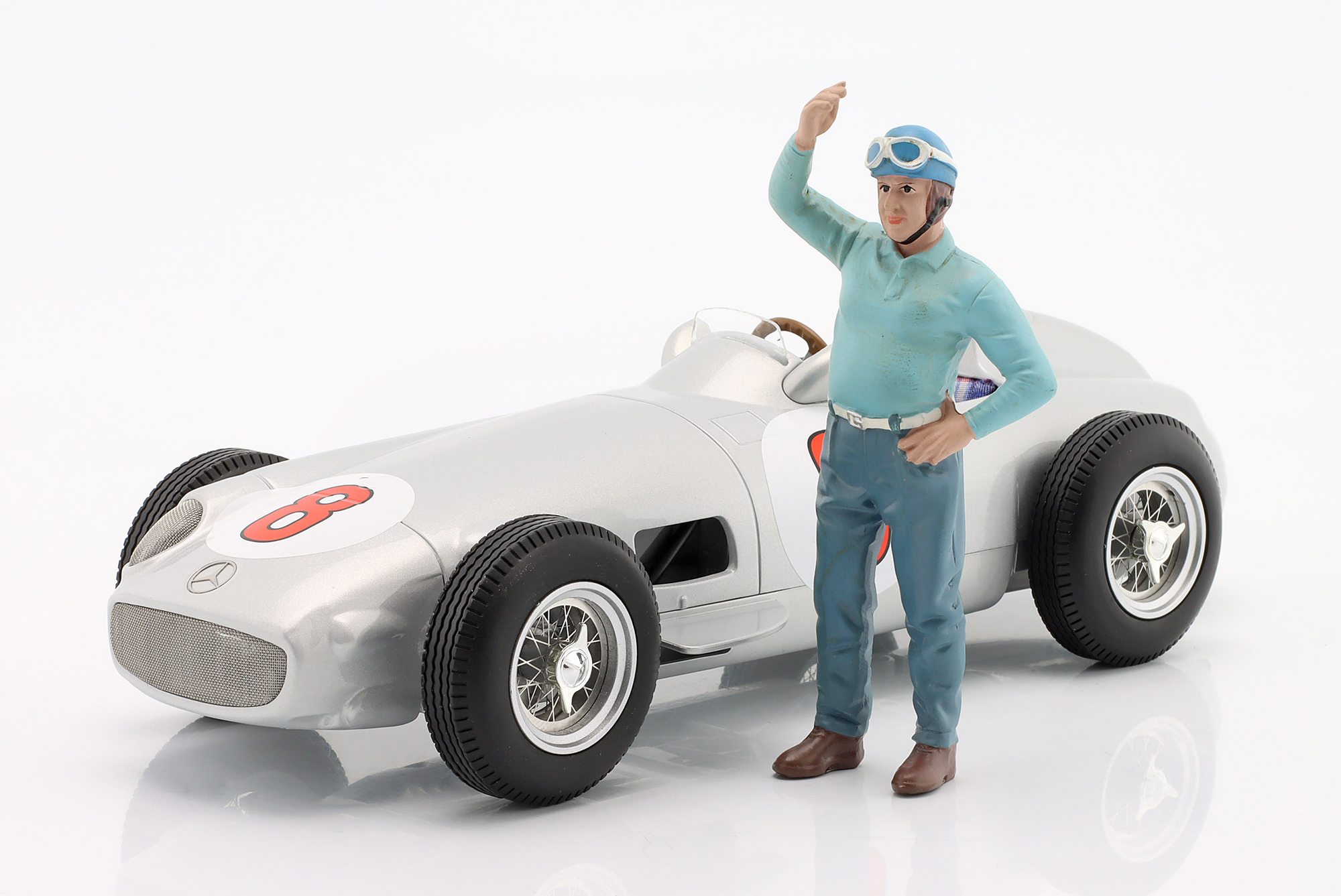 RACING LEGENDS 50S FIGURE B / ЛЕГЕНДС 50S ФИГУРКА