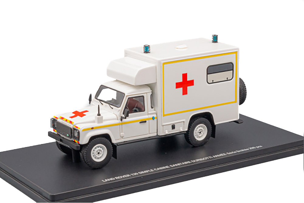 LAND ROVER DEFENDER 130 PICK-UP CLOSED SANITARIE AMBULANCE (1986)
