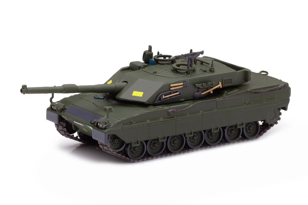 TANK PANZER C1 ARIETE132 BRIGATA CORAZZATA ARIETE NOVARA (ITALY) 2002 (BN12)