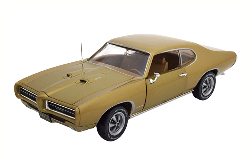 PONTIAC GTO 1969 LIGHT GOLDEN