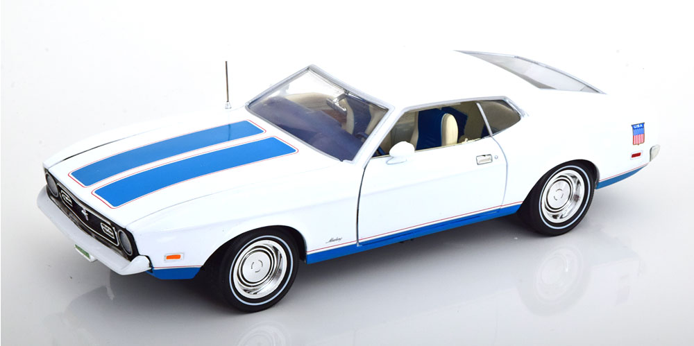 FORD MUSTANG SPRINT 1972 WHITE BLUE