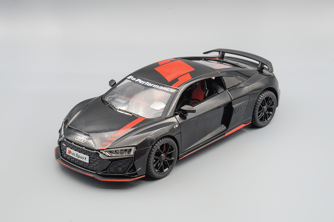 AUDI R8, ЧЁРНЫЙ, 20 СМ