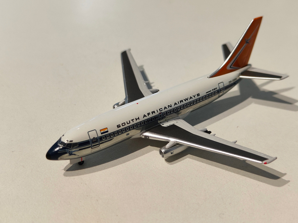 BOEING B 737-200 SOUTH AFRICAN AIRWAYS ZS-SBM (ДЛИНА 7,62 см)