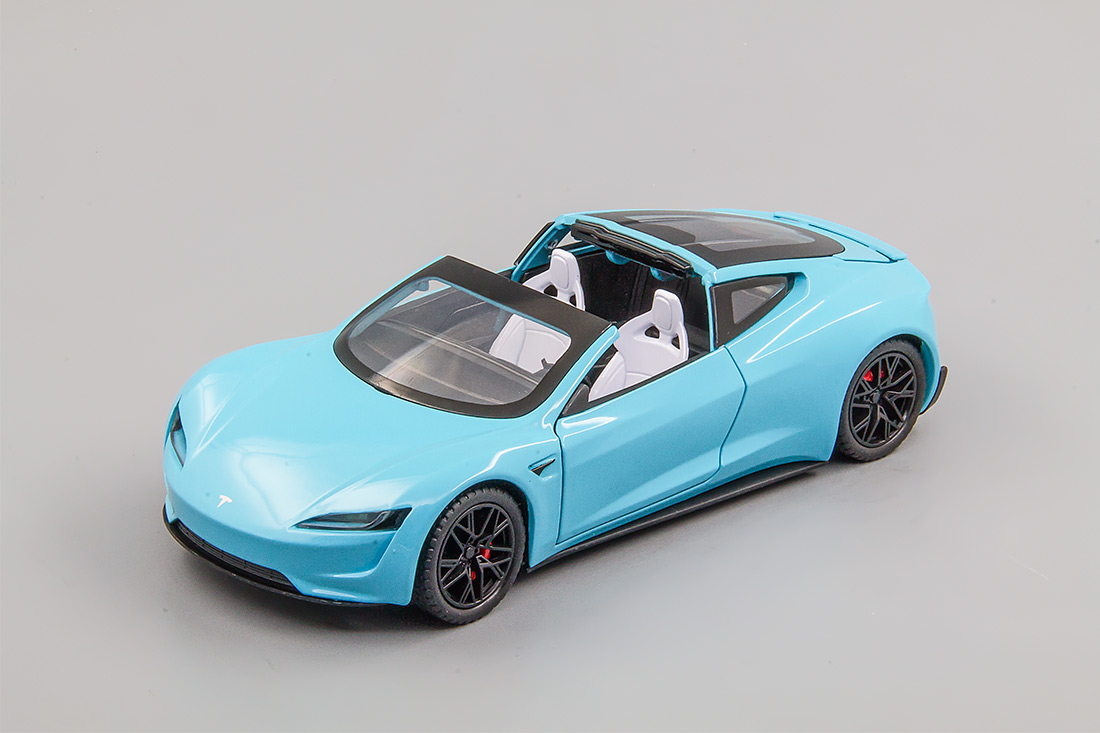 TESLA ROADSTER, ГОЛУБОЙ