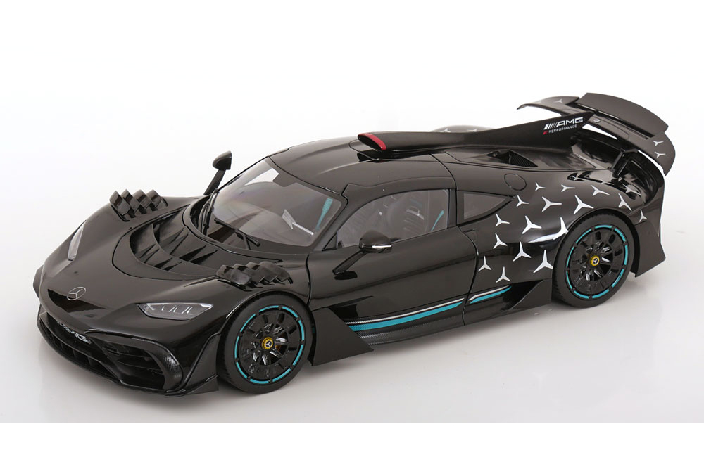 MERCEDES AMG ONE STYLING PAKET 4 2023 BLACK