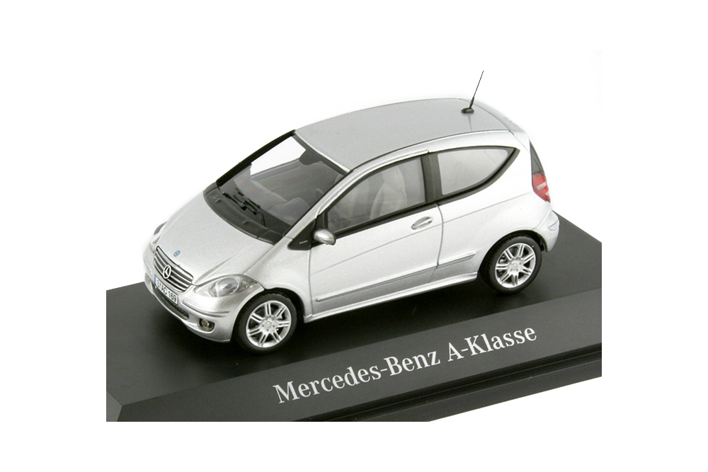 MERCEDES-BENZ A-CLASS W169 3 ДВ. СЕРЕБРИСТЫЙ