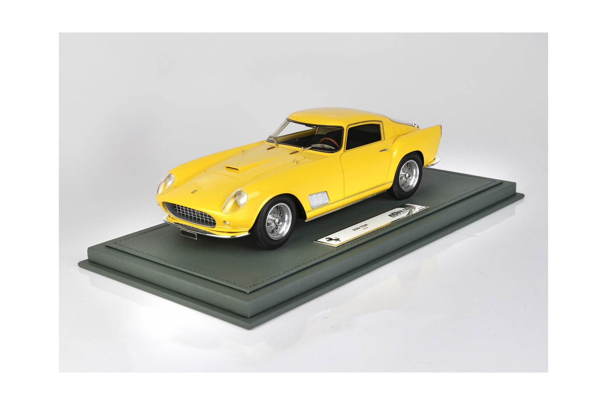 FERRARI 250 GT COMPETIZIONE FAIRING HEADLIGHT / ФЕРРАРИ 250 ГТ КОМПЕТИЦИОНЕ ФАИРИНГ ХЕАДЛИГХТ 1:18