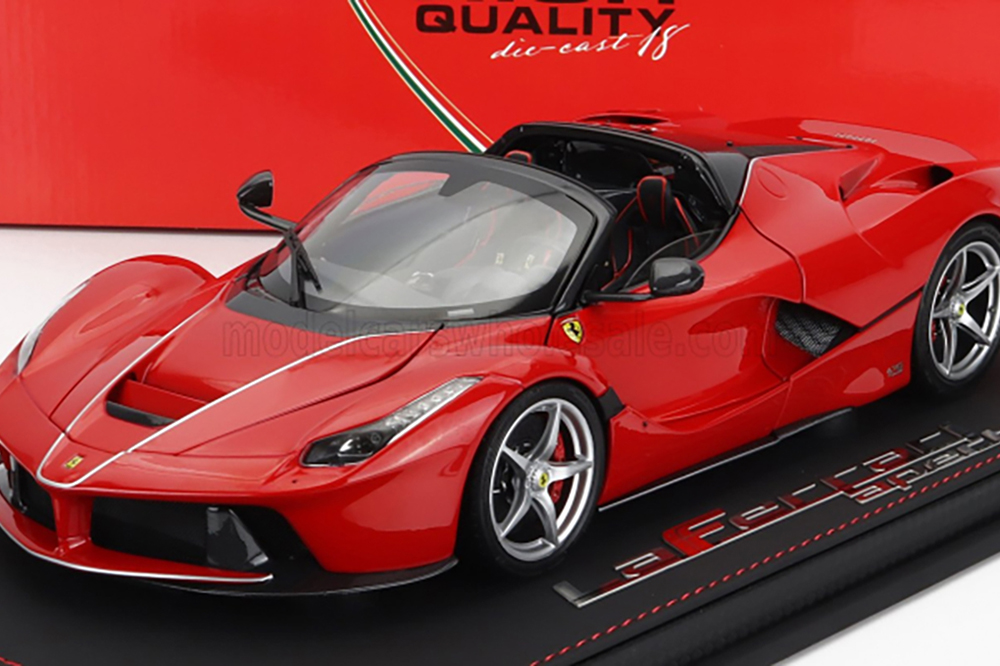 FERRARI LAFERRARI APERTA SPIDER (2016) - CON VETRINA - WITH SHOWCASE, ROSSO CORSA 322 - RED