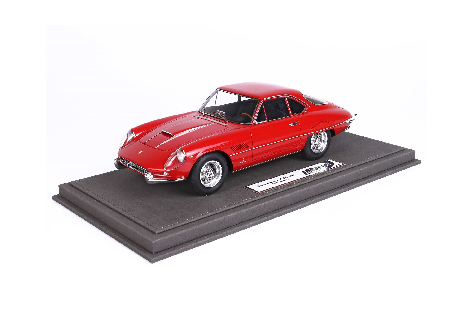FERRARI 400 SUPERAMERICA COUPE SERIE 1 1961 RED / ФЕРРАРИ 400 СУПЕРАМЕРИКА КУПЕ СЕРИЕ 1 1961 1:18 КРАСНЫЙ