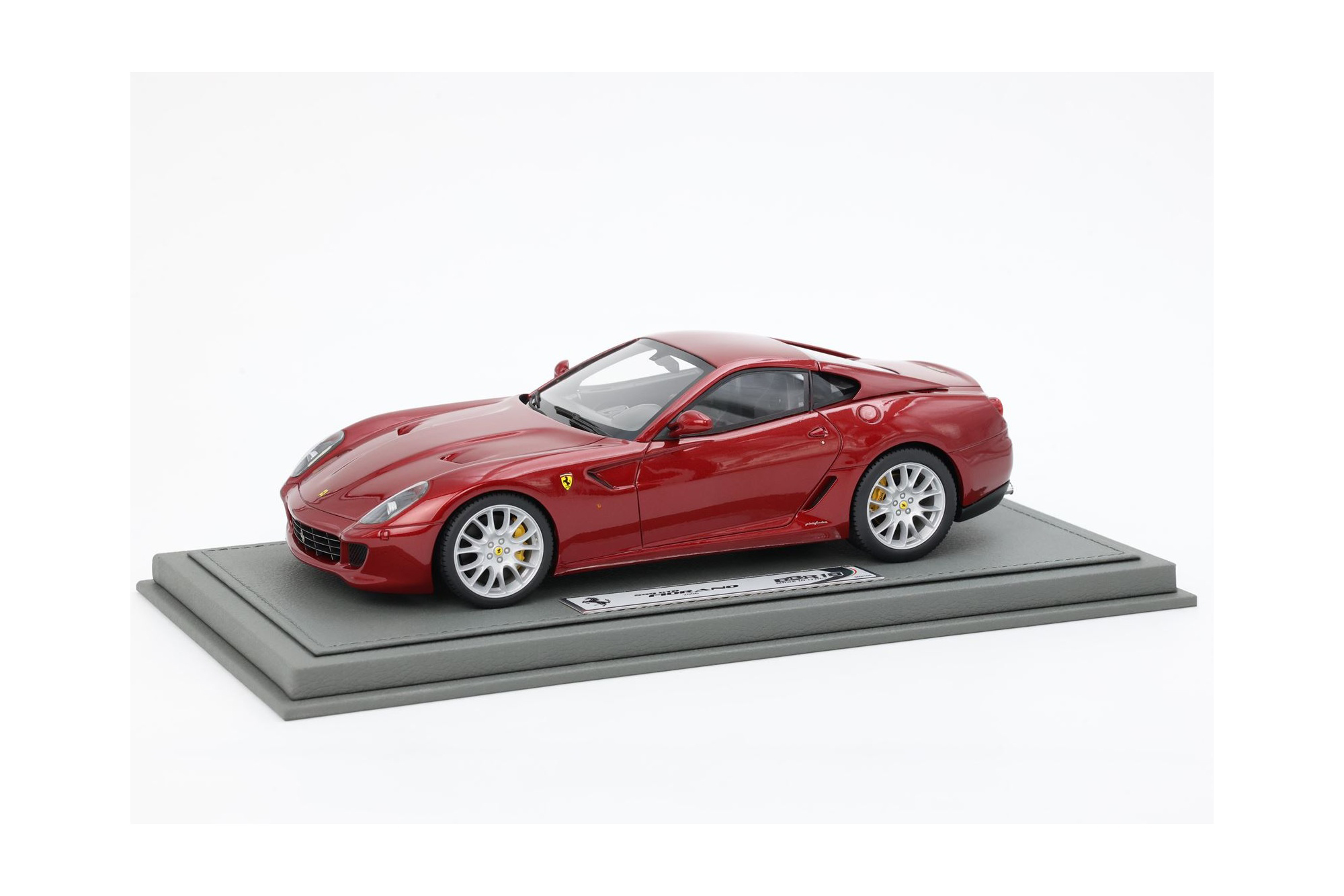 FERRARI 599 GTB FIORANO 2006 AUTOMATIC GEAR - MADE IN ITALY FIORANO RED / ФЕРРАРИ 599 ГТБ 2006 АВТОМАТ 1:18 КРАСНЫЙ