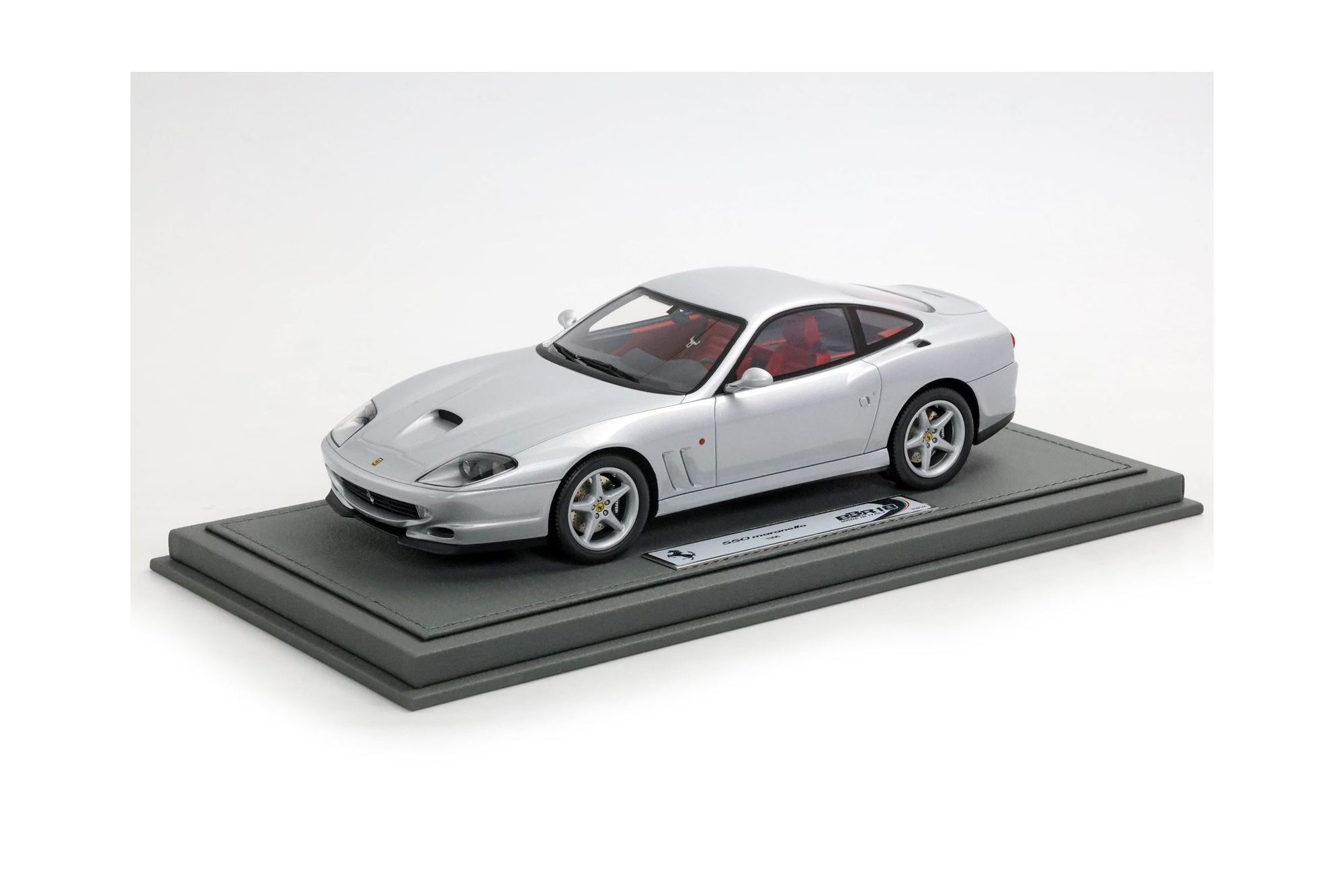 FERRARI 550 MARANELLO 1996 EX SCHUMACHER - MADE IN ITALY ARGENTO NURBURGRING - RED / ФЕРРАРИ 550 МАРАНЕЛЛО 1996 ЕКС СКХУМАКХЕР 1:18 КРАСНЫЙ