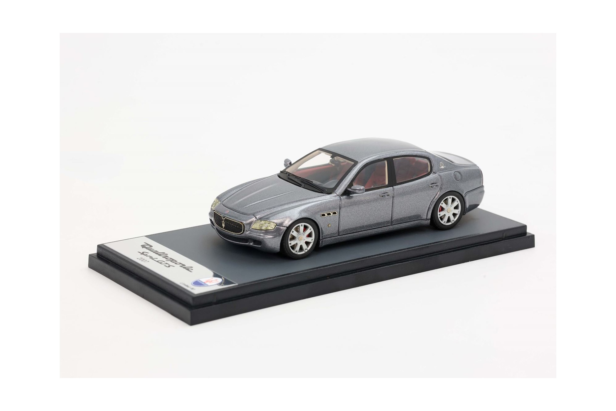 MASERATI QUATTROPORTE SPORT / МАЗЕРАТИ КУАТТРОПОРТЕ СПОРТ 1:43
