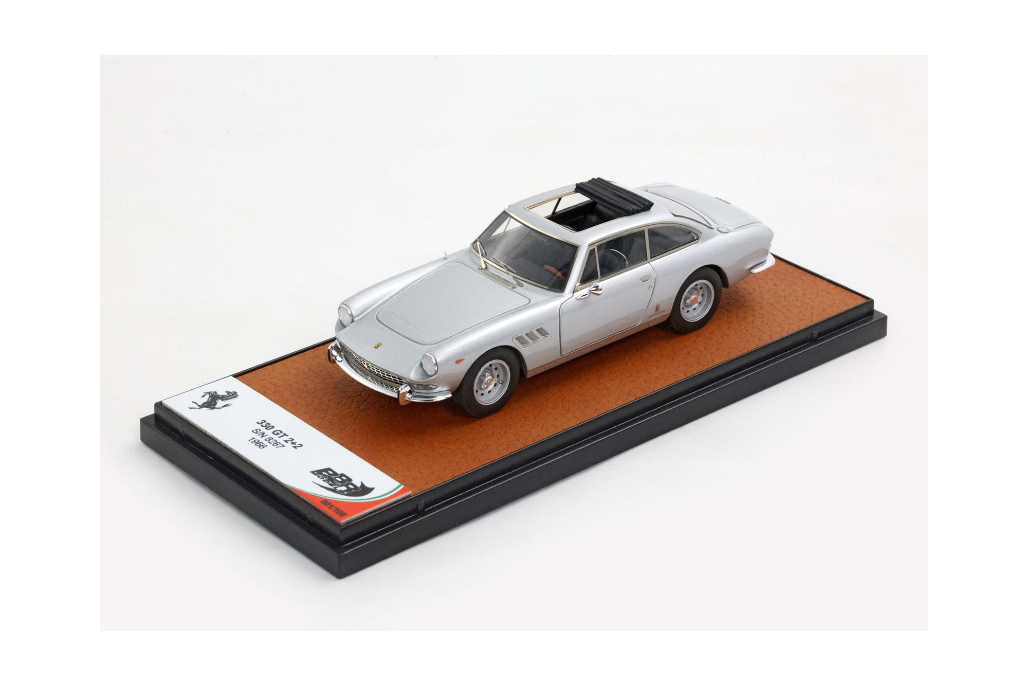 FERRARI 330 GT 2+2 SINGLE LIGHT AND OPEN ROOF SILVER AND BLACK INTERIOR S/N 8267 / ФЕРРАРИ 330 ГТ 2+2 СИНГЛЕ ЛИГХТ ОТКРЫТАЯ КРЫША САЛОН С 1:43 СЕРЕБРИСТЫЙ