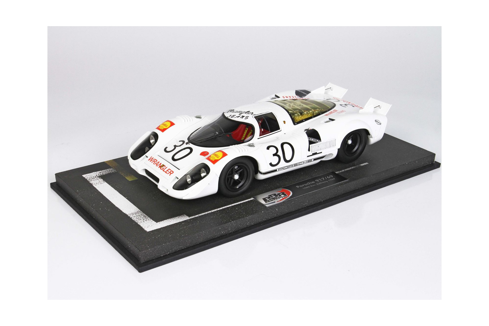 PORSCHE 917 69 1000 KM ZELTWEG 1969 / ПОРШЕ 917 69 1000 КМ ЗЕЛТВЕГ 1969 1:18