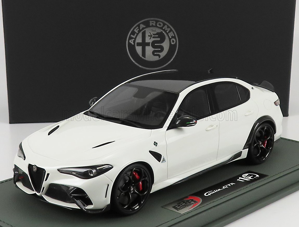 ALFA ROMEO GIULIA GTA (2020) - CON VETRINA - WITH SHOWCASE, BIANCO TROFEO - WHITE