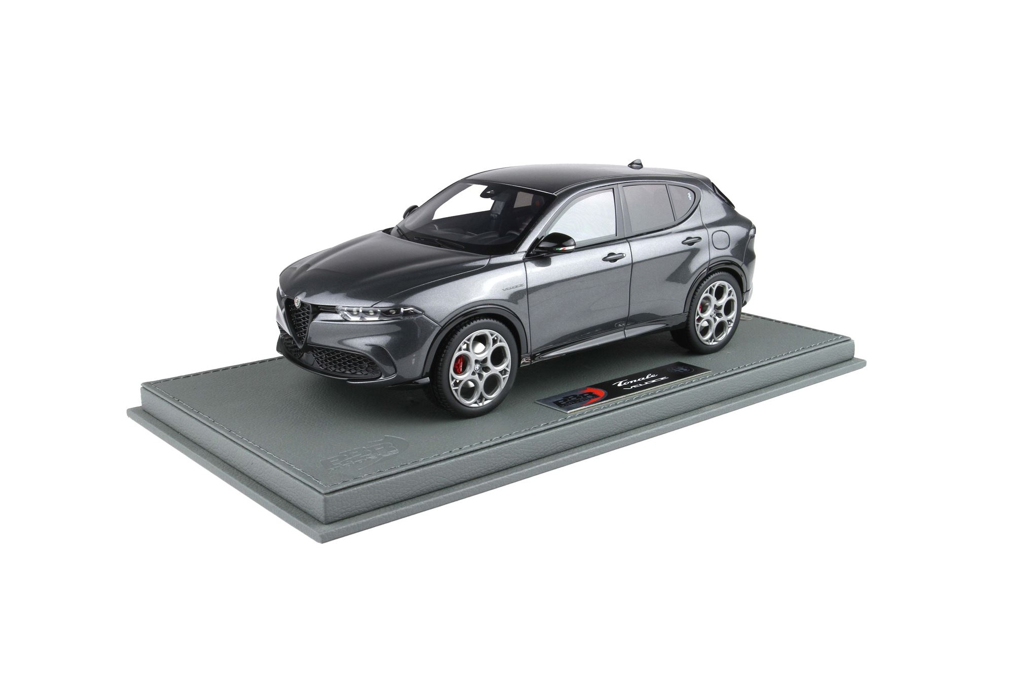ALFA ROMEO TONALE VELOCE PLUG-IN HYBRID GRIGIO VESUVIO / АЛЬФА РОМЕО ТОНАЛЕ ВЕЛОКЕ ПЛУГ-ИН ХИБРИД ВЕСУВИО 1:18 СЕРЫЙ