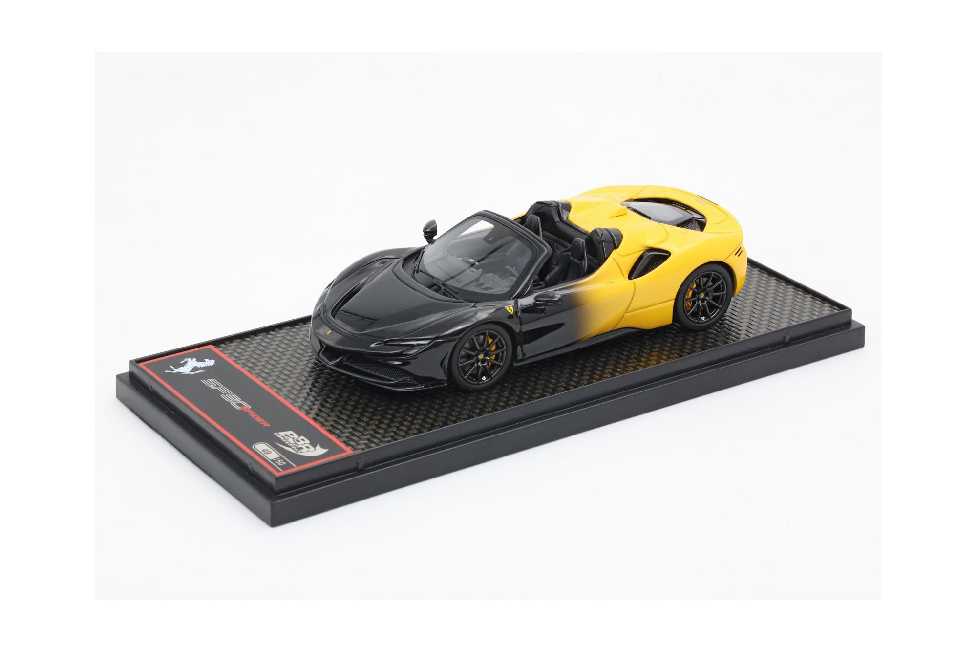 FERRARI SF90 SPIDER BICOLOR GIALLO MODENA - NEW BLACK DAYTONA / ФЕРРАРИ СФ90 СПАЙДЕР БИКОЛОР 1:43 ЖЕЛТЫЙ