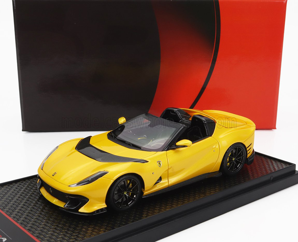 FERRARI 812 COMPETIZIONE A SPIDER (2022) - SILVER WHEELS, GIALLO TRISTRATO - YELLOW MET