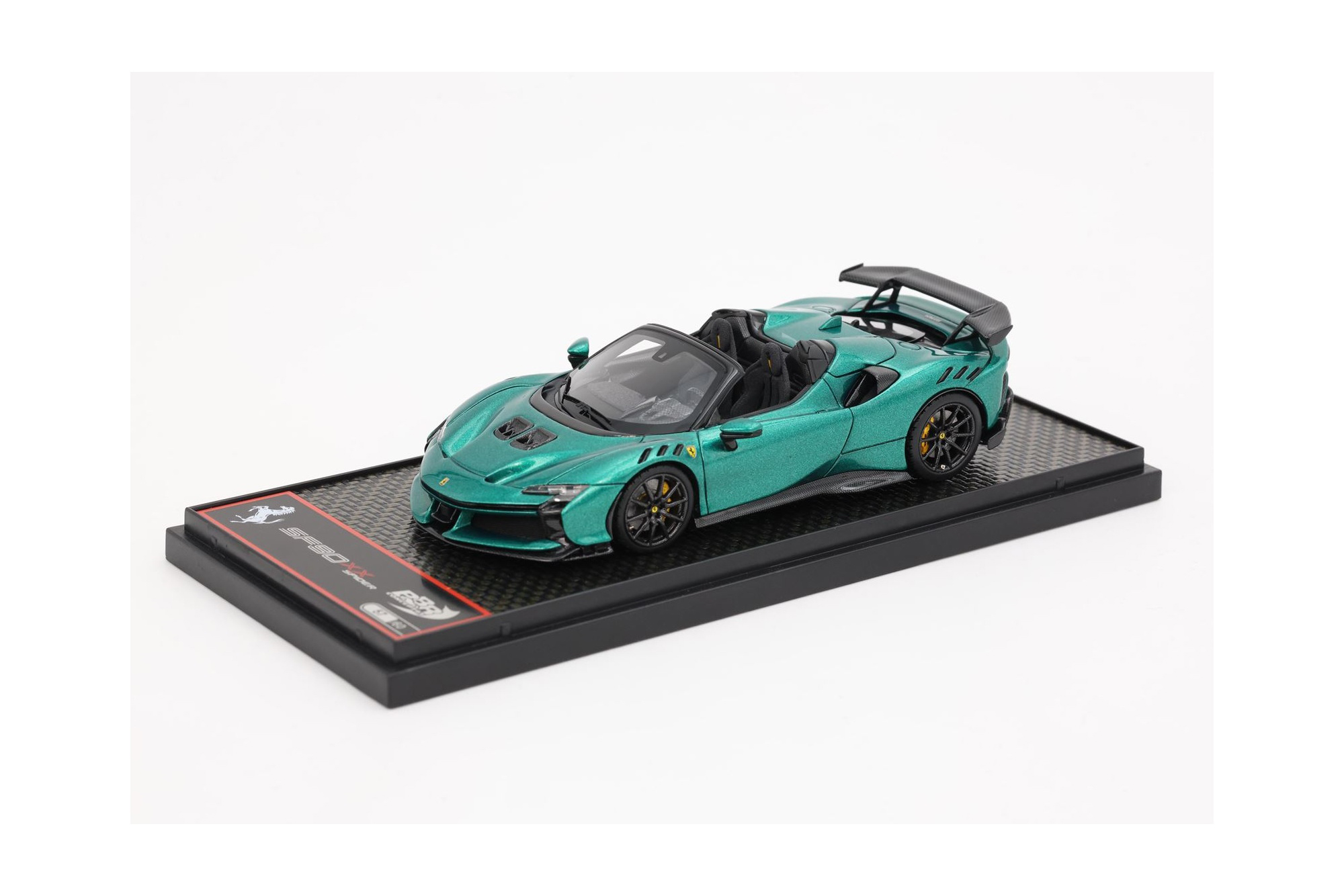 FERRARI SF90 XX SPIDER GREEN JEWEL CARBON RIMS / ФЕРРАРИ СФ90 КСКС СПАЙДЕР ДЖЕВЕЛ КАРБОН ДИСКИ 1:43 ЗЕЛЕНЫЙ