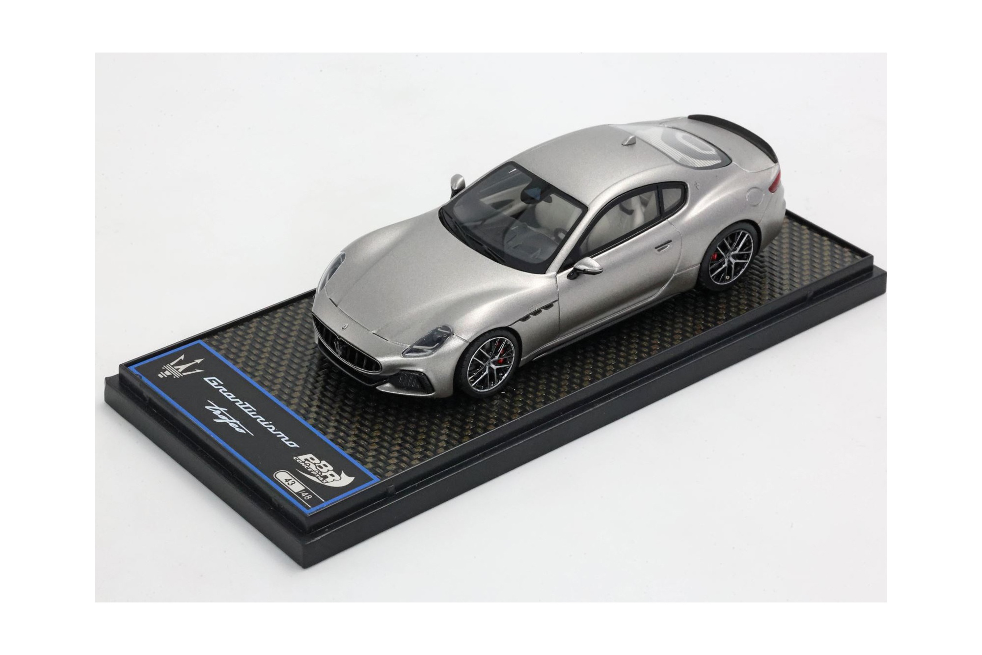 MASERATI GRANTURISMO TROFEO 2023 MARATEA MATT GRAY / МАЗЕРАТИ ГРАНТУРИСМО ТРОФЕО 2023 МАРАТЕА МАТТ 1:43 СЕРЫЙ