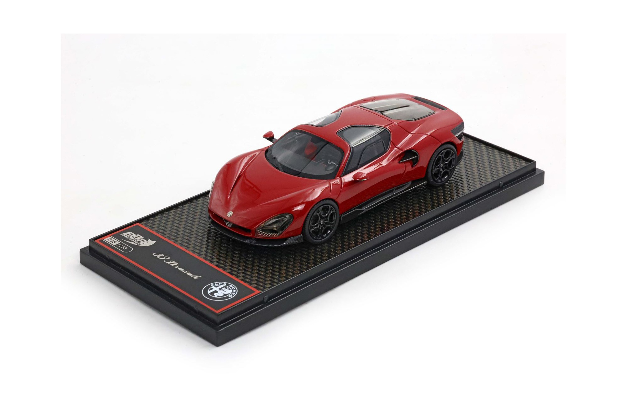 ALFA ROMEO 33 STRADALE ROSSO ALFA / АЛЬФА РОМЕО 33 СТРАДАЛЕ АЛФА 1:43 КРАСНЫЙ