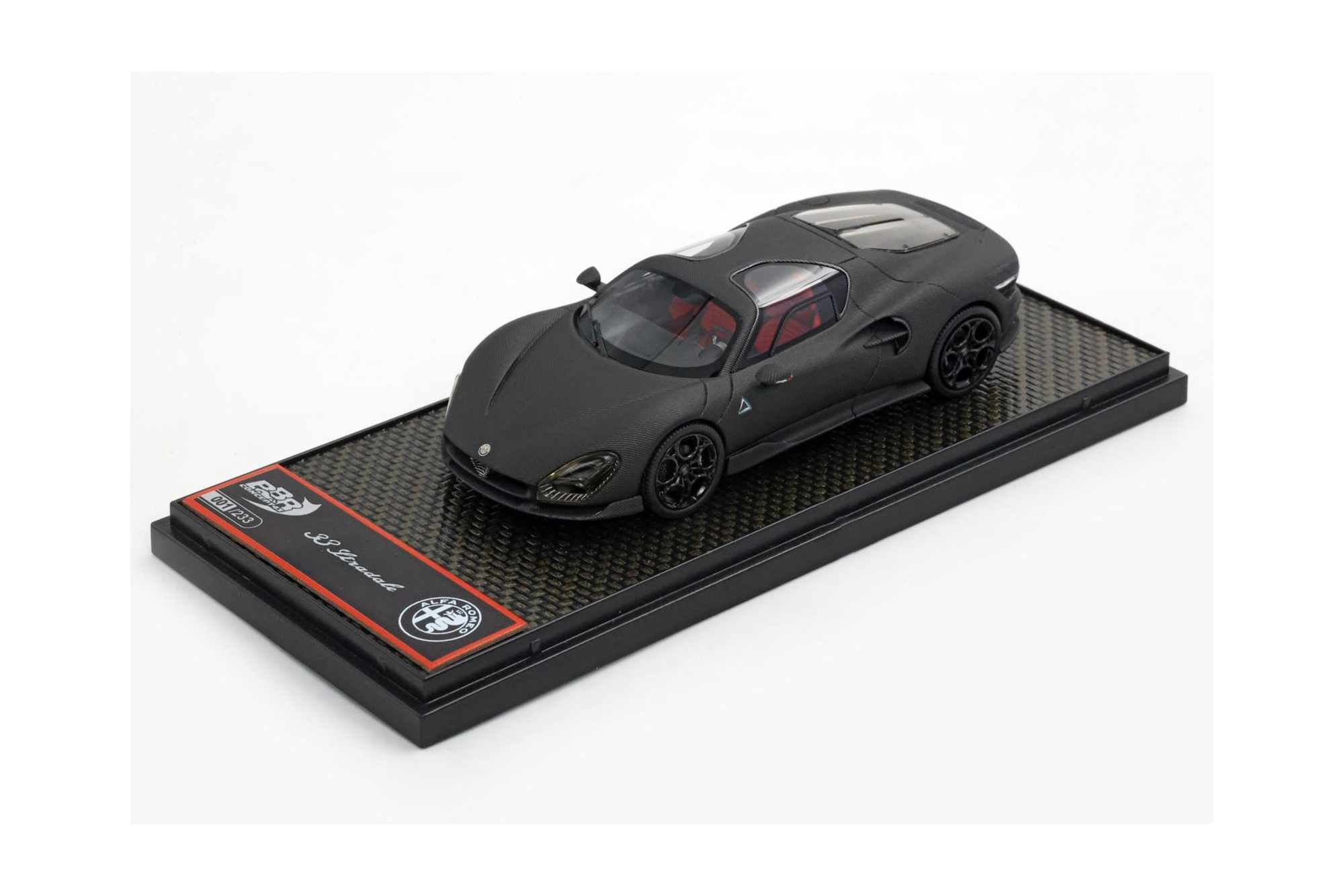 ALFA ROMEO 33 STRADALE FULL MATT CARBON FIBRE / АЛЬФА РОМЕО 33 СТРАДАЛЕ ФУЛЛ МАТТ КАРБОН ФИБРЕ 1:43 ЧЕРНЫЙ