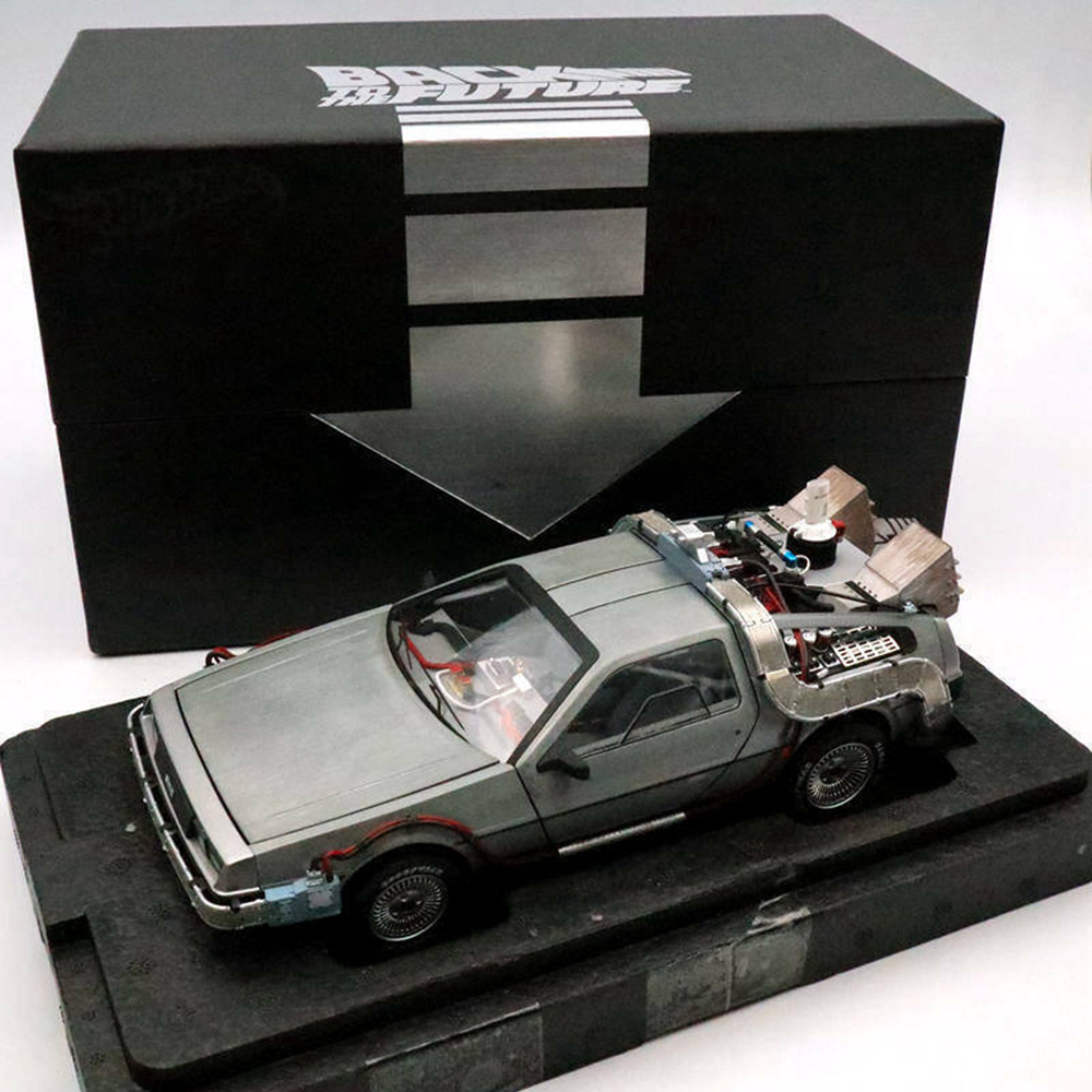 Отзывы DELOREAN DMC-12 TIME MACHINE BACK TO THE FUTURE ULTIMATE  EDITION**ДЕЛОРЕАН ДЕЛОРИАН НАЗАД В БУДУЩЕЕ - Масштабные модели 1:18 - 1:43  - 1:12 - Магазин масштабных моделей МОДЕЛЛИСИМО