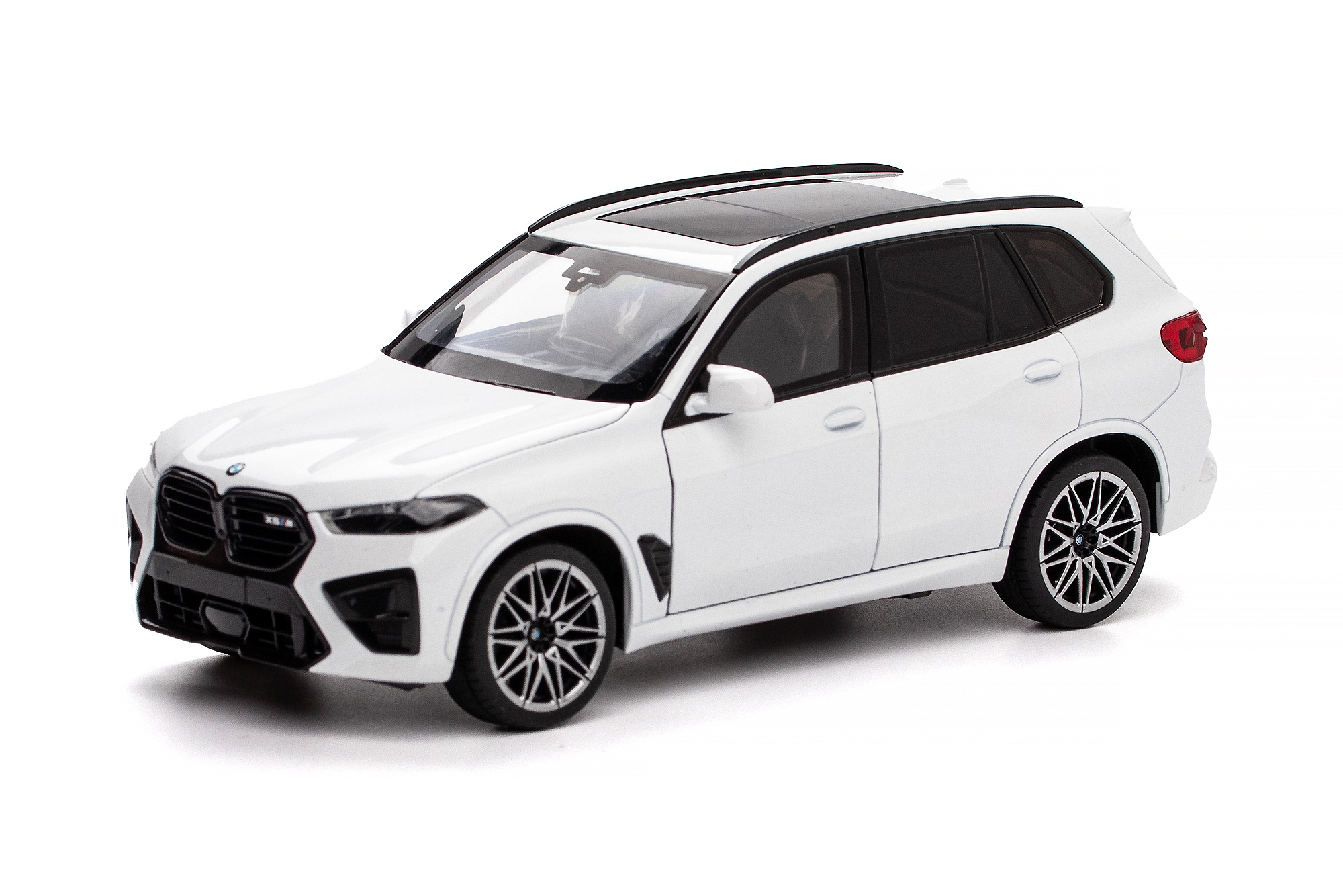 BMW F95 X5 M COMPETITION 2026 WHITE (LENGTH 20 CM, WITHOUT PACKAGING) / БМВ F95 X5 M КОМПЕТИШН 2026 БЕЛЫЙ (ДЛИНА 20 СМ, БЕЗ УПАКОВКИ)