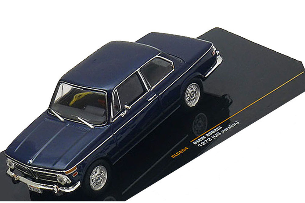 BMW 2002TII 1972 DARK BLUE