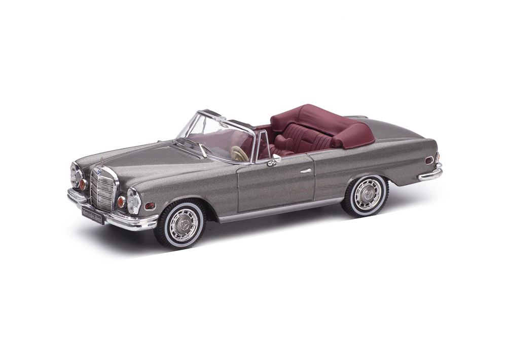 Mercedes Benz w111 Cabrio 280se