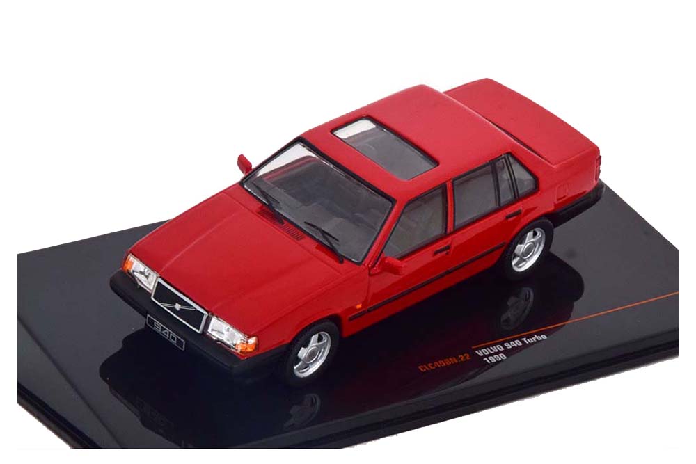 VOLVO 940 TURBO 1990 RED