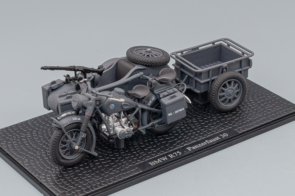 BMW R75 - PANZERFAUST 30, MILITARY GREY