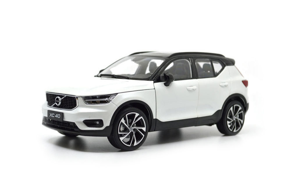 VOLVO XC40 2019 WHITE