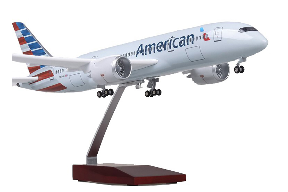 BOEING 787-9 DREAMLINER AMERICAN AIRLINES / МОДЕЛЬ САМОЛЕТА БОИНГ 787-9 ДРИМЛАЙНЕР АМЕРИКАН ЭРЛАЙНС (С ОСВЕЩЕНИЕМ САЛОНА НА ШАССИ ДЛИНА 41 СМ