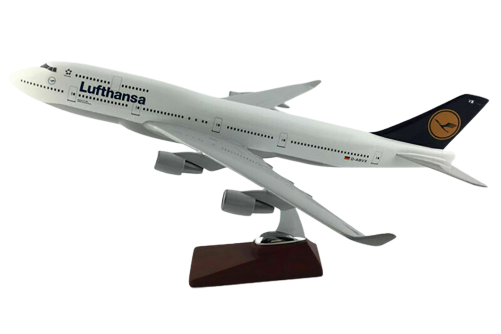 BOEING LUFTHANSA / МОДЕЛЬ САМОЛЕТА БОИНГ 747 ЛЮФТГАНЗА (С ОСВЕЩЕНИЕМ САЛОНА НА ШАССИ ДЛИНА 47 СМ)