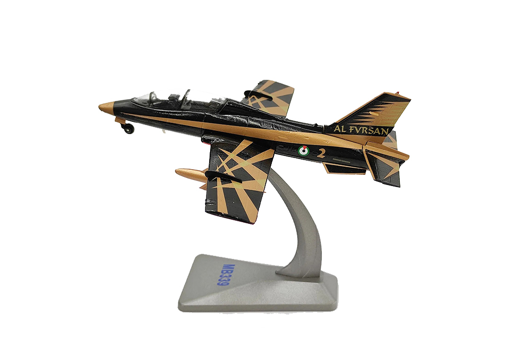 AERMACCHI MB339 ТРЕНИРОВОЧНЫЙ САМОЛЕТ 2026