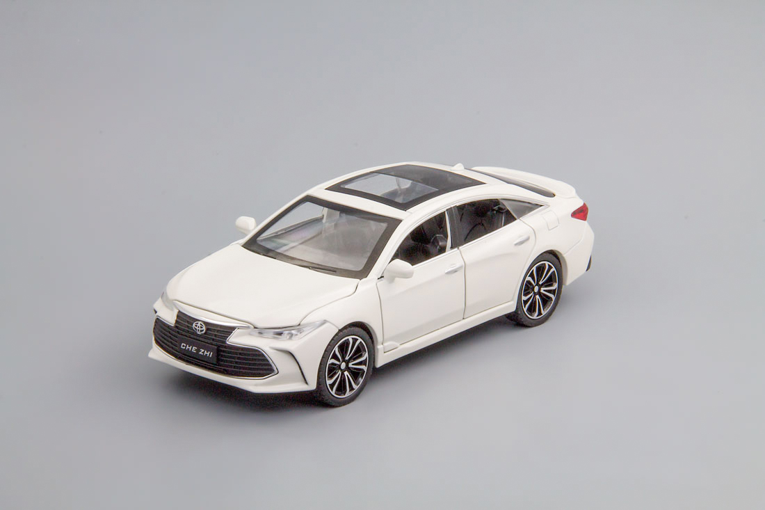 TOYOTA AVALON, БЕЛЫЙ
