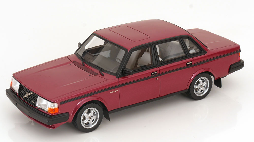 VOLVO 244 TURBO, DARKRED-METALLIC