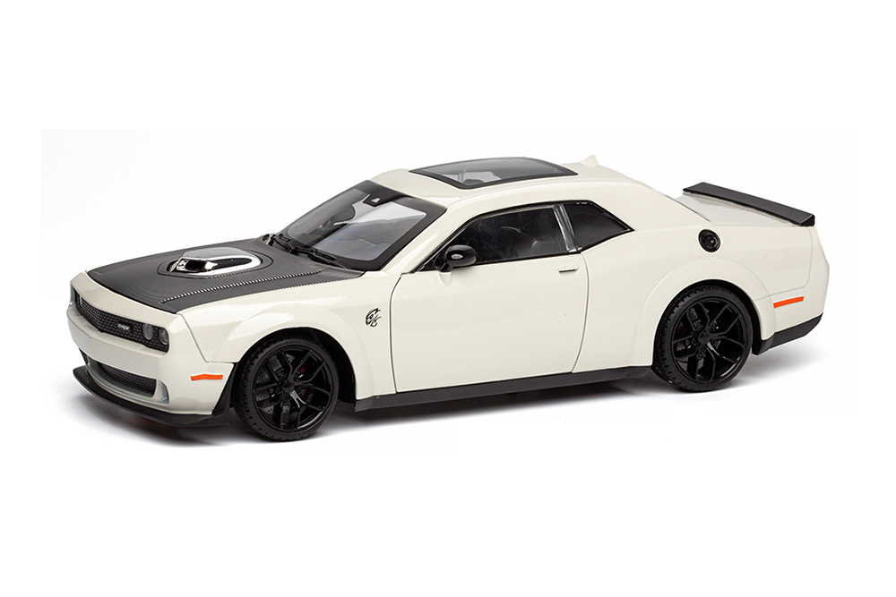 DODGE CHALLENGER SRT HELLCAT WIDEBODY 2023 WHITE / ДОДЖ ЧЕЛЕНДЖЕР БЕЛЫЙ (ДЛИНА 25 СМ БЕЗ КОРОБКИ)