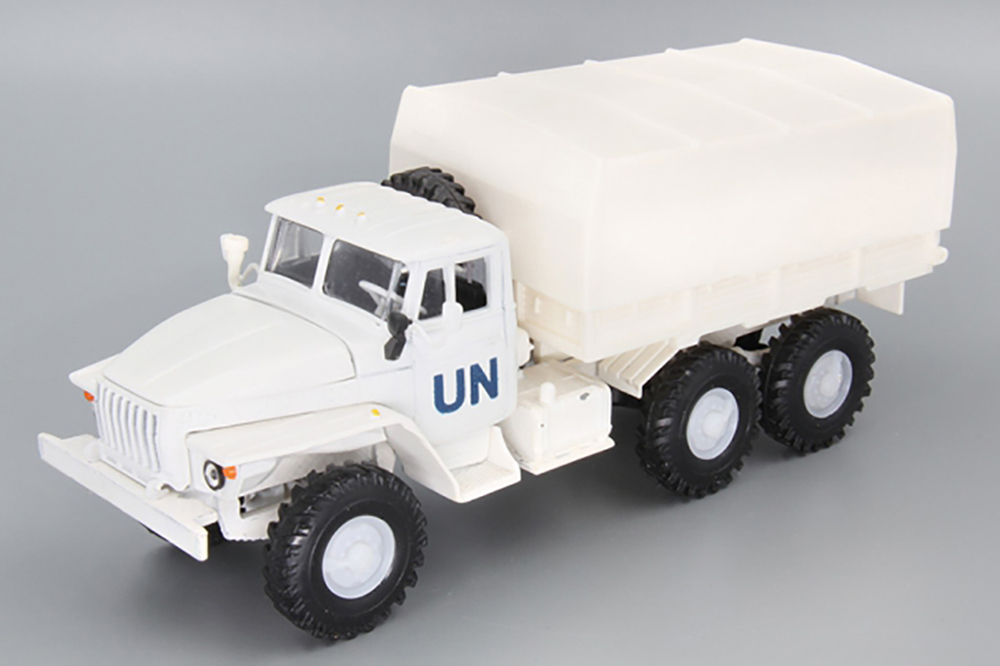 УРАЛЬСКИЙ ГРУЗОВИК 4320 UN С ТЕНТОМ, БЕЛЫЙ