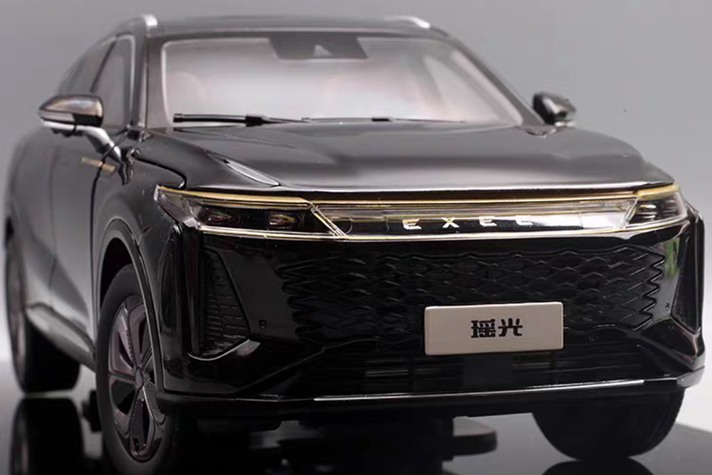 EXEED RX 2023 BLACK (БЕСКРАЙНИЙ ЧЕРНЫЙ)