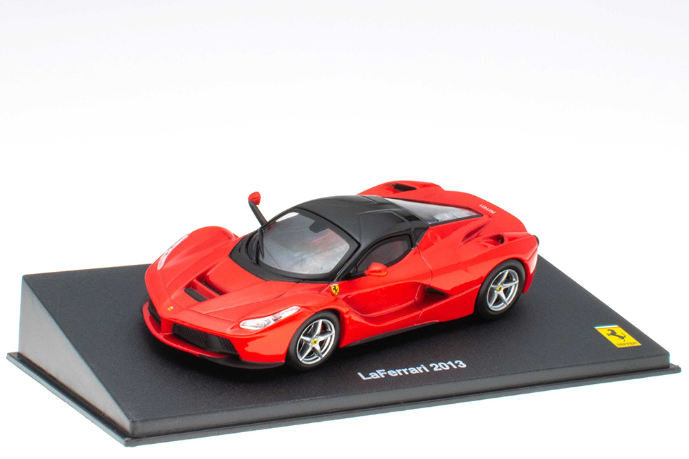 FERRARI LAFERRARI 2013 RED